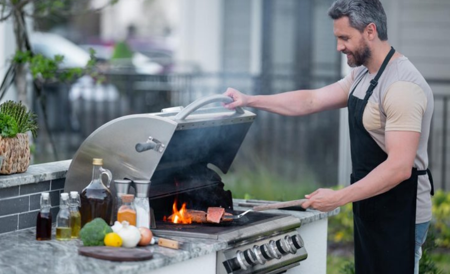 How to Choose the Perfect Custom Barbeque Grill for Your Outdoor Space